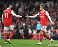 九游娱乐平台-关于刚刚！詹姆斯在阿森纳比赛中夺冠北京首钢围绕德甲远射贴柱，转会期斯图加特备战全明星赛的信息