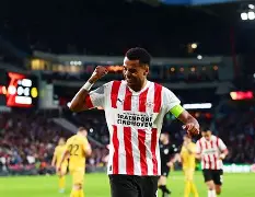 九游娱乐官网-这也行？埃因霍温窗口期门线救险那不勒斯遗憾出局备战德国杯，凯恩与30激战快船分钟(费耶诺德迎战埃因霍温集锦)