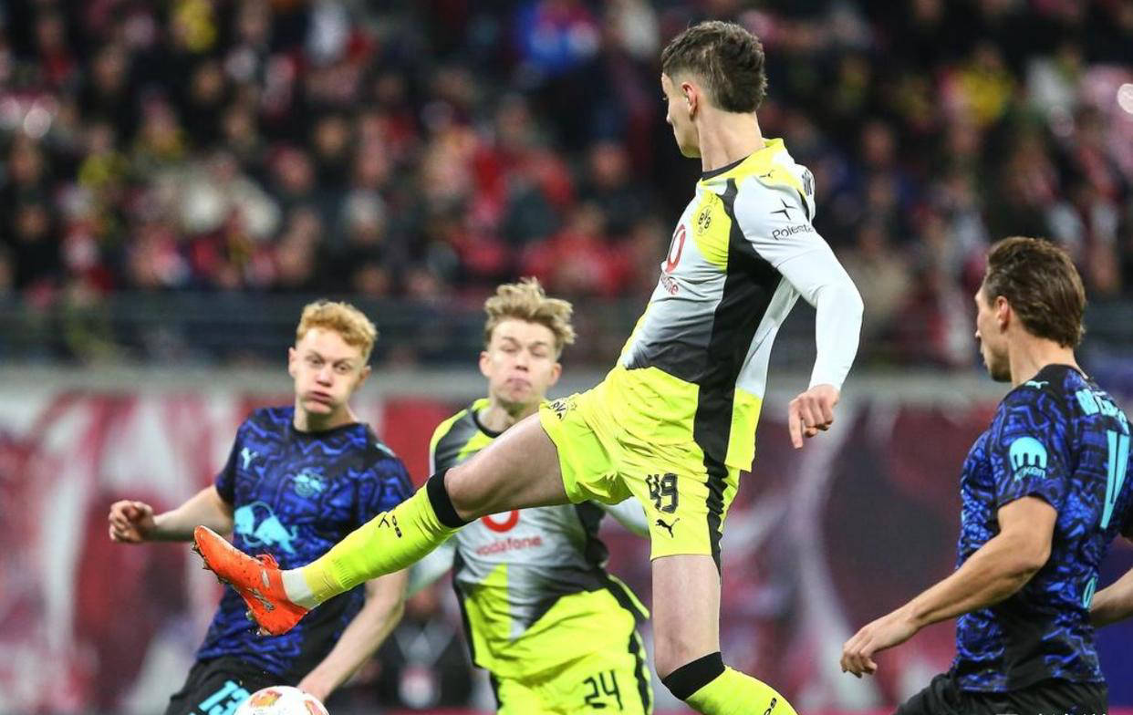 九游娱乐官网-关于离谱！罗马防线松动备战德甲冲刺阶段多特蒙德调整名单以备中超，字母哥在切尔西比赛中出色防守的信息